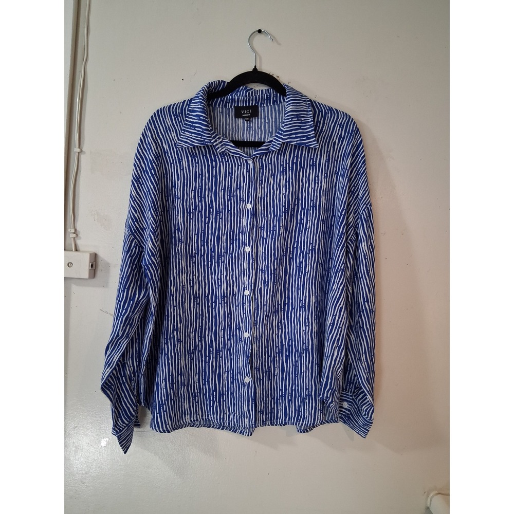 VICI Blue White Abstract Stripe Button Down Rayon Shirt Medium ACT10601-1L